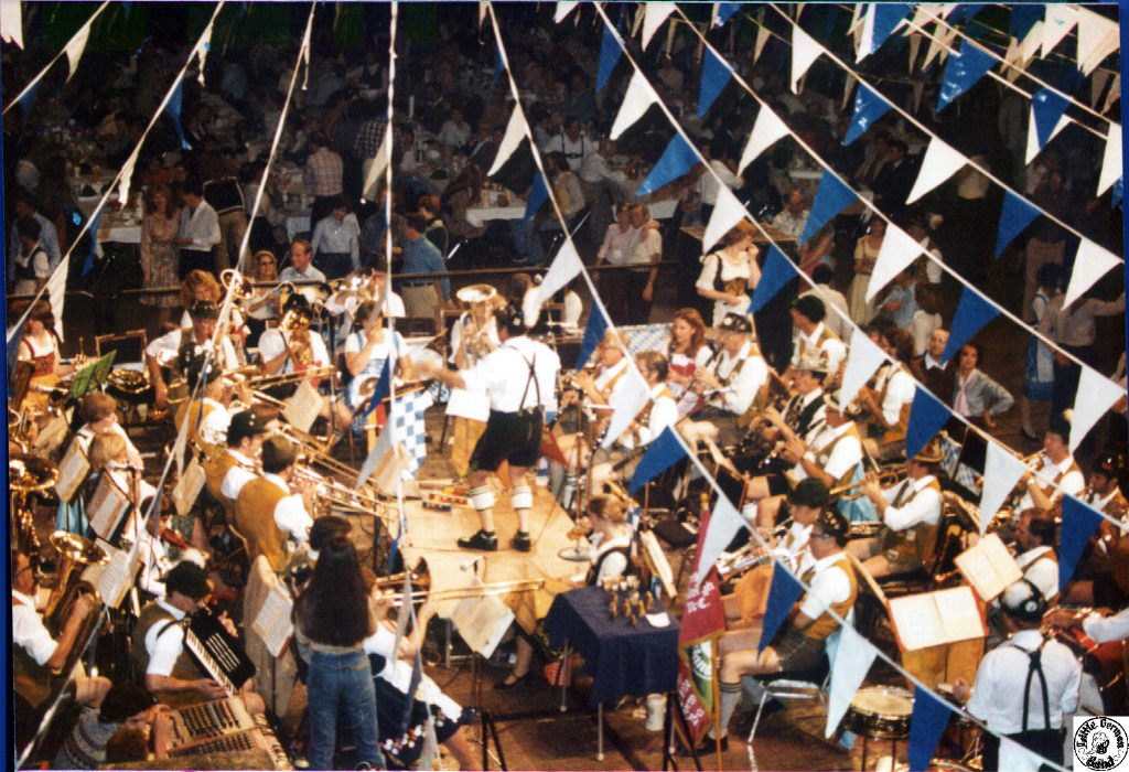 1981 10 10 07 Oktoberfest @ Civic Center.jpg